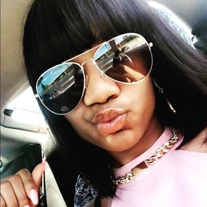 Meet your Posher, Brandona